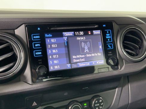 Used 2019 Toyota Tacoma TRD Off-Road image 23