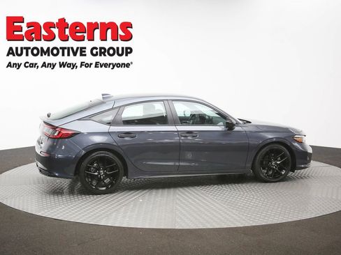 Used 2025 Honda Civic Sport image 42