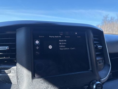 Used 2024 RAM 2500 Big Horn image 28