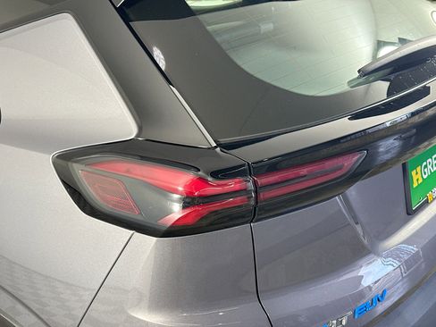 Used 2023 Chevrolet Bolt EUV Premier image 36