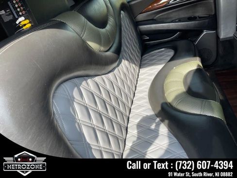 Used 2016 Cadillac Escalade 2WD image 20