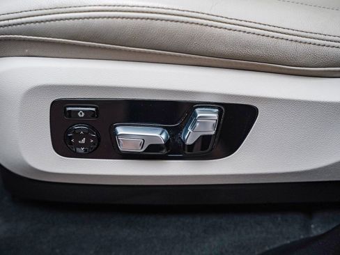 Used 2021 BMW X5 sDrive40i w/ M Sport Package RWD image 23