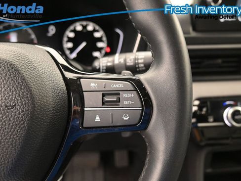 Used 2024 Honda Pilot Touring image 26