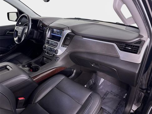 Used 2020 GMC Yukon SLT RWD image 30