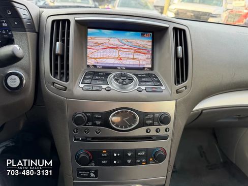 Used 2012 INFINITI G37 x Sedan w/ Premium Pkg image 8