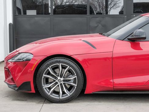 Used 2021 Toyota Supra w/ Safety & Technology Package image 11
