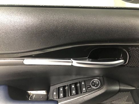 Certified 2024 Kia Seltos S image 19