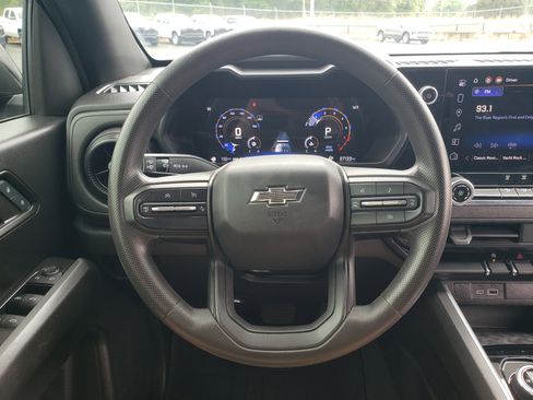 Used 2024 Chevrolet Colorado Trail Boss w/ Technology Package AWD/4WD image 15