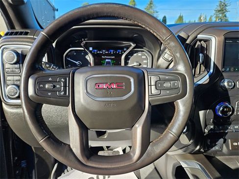 Used 2020 GMC Sierra 2500 AT4 w/ AT4 Premium Package image 21