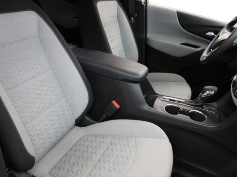 Used 2023 Chevrolet Equinox LT FWD image 23