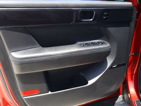 Used 2024 Hyundai Santa Fe Calligraphy FWD image 14