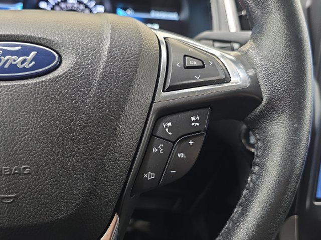 Used 2022 Ford Edge SEL AWD/4WD image 17