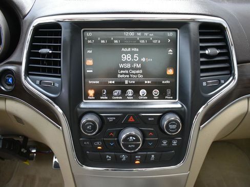 Used 2014 Jeep Grand Cherokee Overland w/ Advanced Technology Group image 20