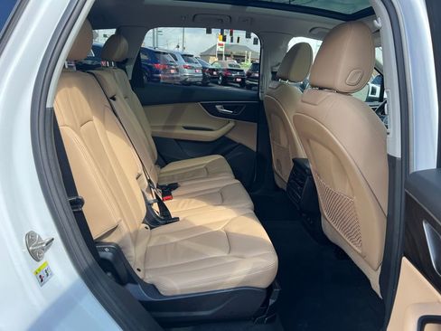 Used 2023 Audi Q7 3.0T Premium image 24