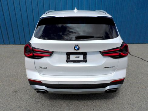 Used 2022 BMW X3 xDrive30i w/ Convenience Package image 4