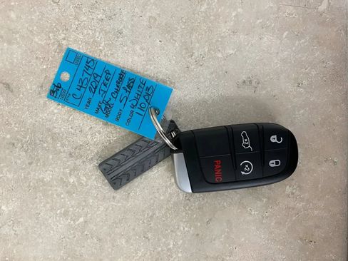 Used 2019 Jeep Grand Cherokee Laredo RWD image 18