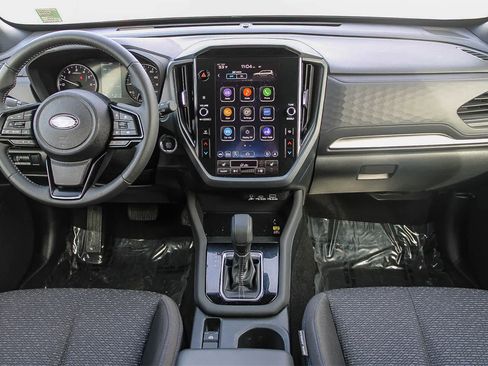 Used 2025 Subaru Forester Premium image 12