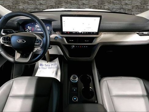 New 2026 Ford Explorer Active w/ Active Comfort Package AWD/4WD image 5