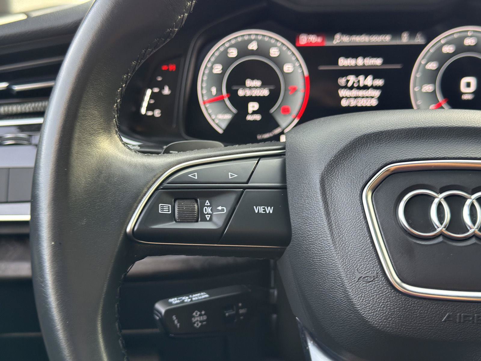 Used 2022 Audi Q8 Premium Plus AWD/4WD image 23