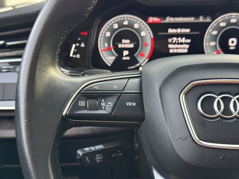 Used 2022 Audi Q8 Premium Plus AWD/4WD image 23