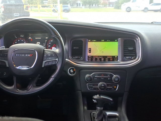 Used 2018 Dodge Charger R/T w/ Blacktop Package RWD image 12