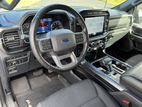 Certified 2022 Ford F150 XLT w/ Equipment Group 302A High image 20