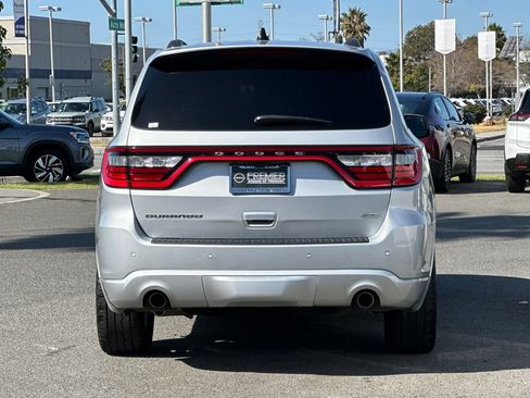 Used 2024 Dodge Durango GT RWD image 5
