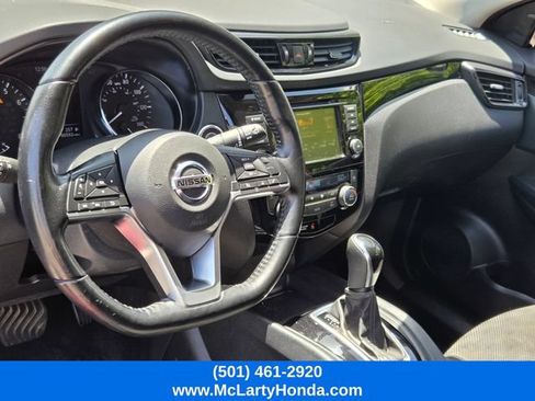 Used 2021 Nissan Rogue Sport SV FWD image 8