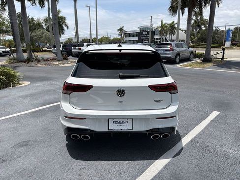 Used 2024 Volkswagen Golf R AWD/4WD image 7