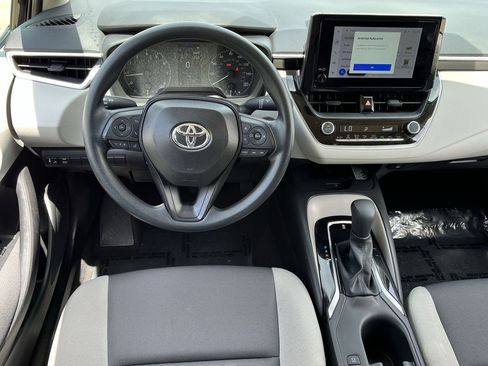 Used 2025 Toyota Corolla LE w/ LE Premium Package FWD image 10