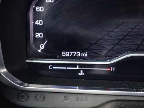 Used 2023 GMC Yukon SLT image 31