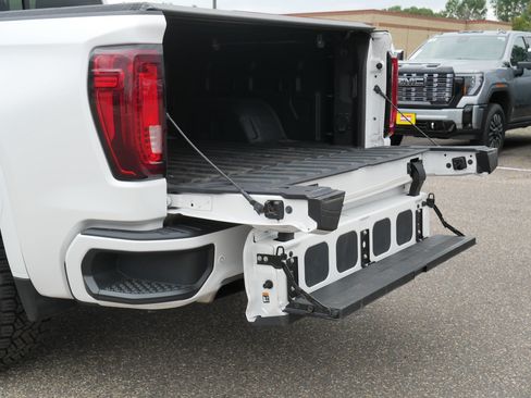 Certified 2023 GMC Sierra 1500 Denali w/ Denali Reserve Package AWD/4WD image 18