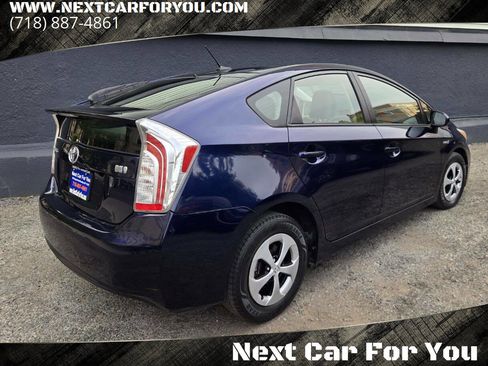 Used 2013 Toyota Prius Four FWD image 6