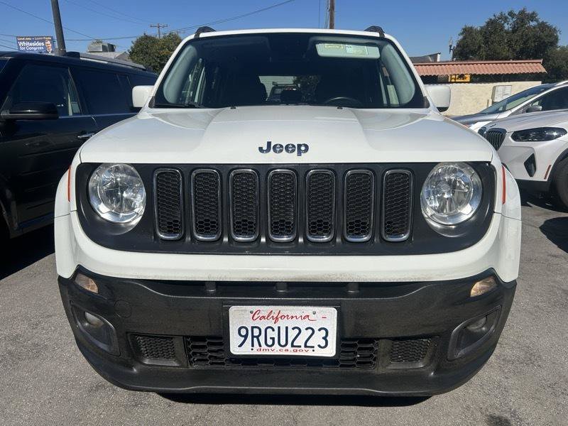 Used 2017 Jeep Renegade Latitude AWD/4WD image 2