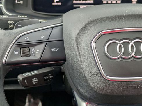 Used 2023 Audi Q7 2.0T Premium w/ Convenience Package AWD/4WD image 10