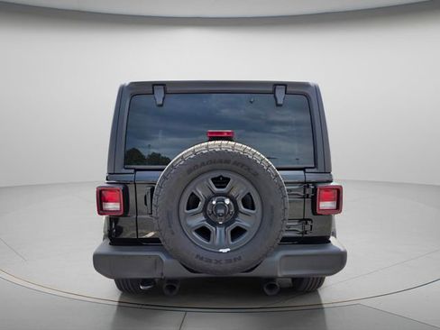 Used 2026 Jeep Wrangler Sport image 6