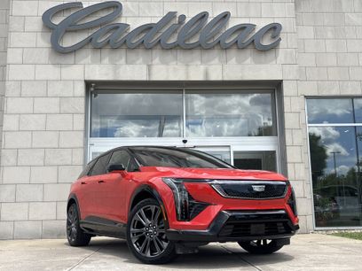 Used 2025 Cadillac Optiq Sport 2