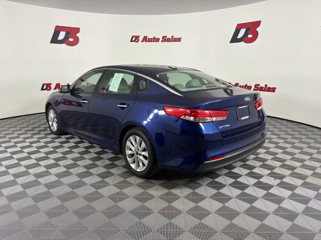 Used 2016 Kia Optima EX w/ Premium Package FWD image 4