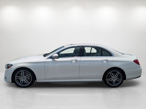 Used 2018 Mercedes-Benz E 300 w/ Premium 1 Package image 9