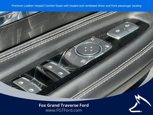 Used 2022 Lincoln Corsair Reserve w/ Equipment Group 201A AWD/4WD image 16