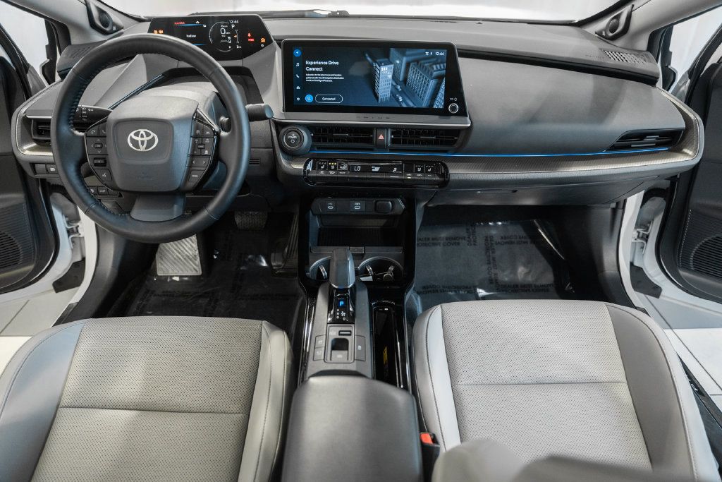 Used 2024 Toyota Prius Limited AWD/4WD image 18