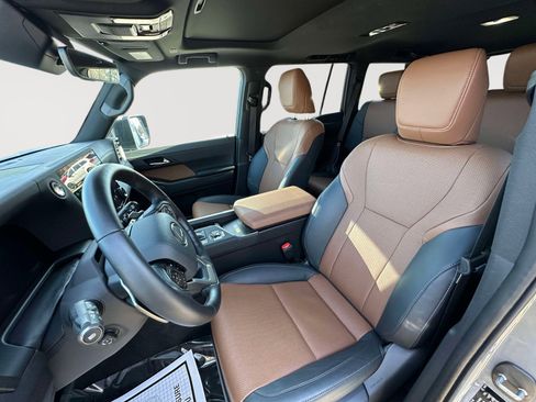 Used 2025 Lexus GX 550 image 22