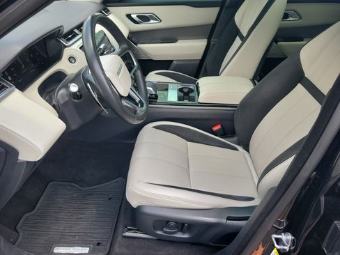 Used 2021 Land Rover Range Rover Velar S AWD/4WD image 4
