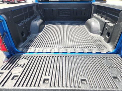 Used 2022 Chevrolet Colorado Z71 RWD image 31