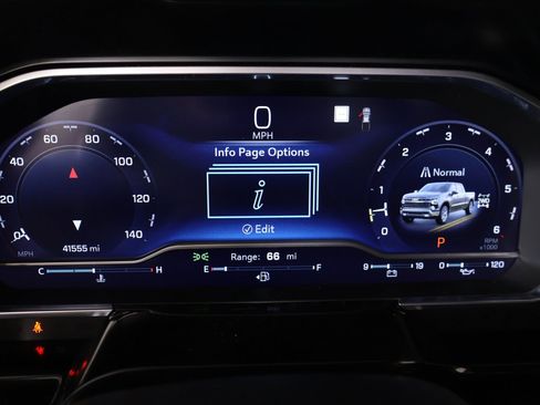 Used 2022 Chevrolet Silverado 1500 LT w/ Z71 Off-Road Package image 4