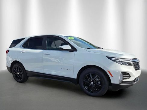 Used 2024 Chevrolet Equinox LT FWD image 2
