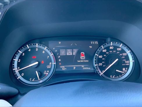 Used 2020 Toyota Highlander Limited image 25