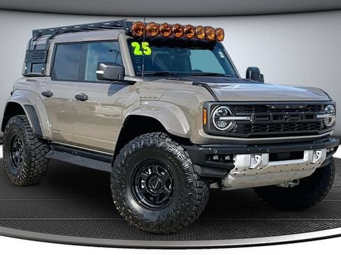 Used 2025 Ford Bronco Raptor w/ Interior Carbon Fiber Pack AWD/4WD image 3
