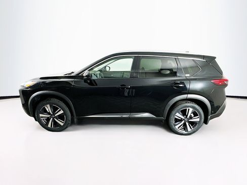 Used 2023 Nissan Rogue SL w/ SL Premium Package image 4