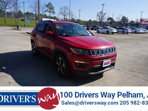Used 2017 Jeep Compass Latitude w/ Popular Equipment Group image 1